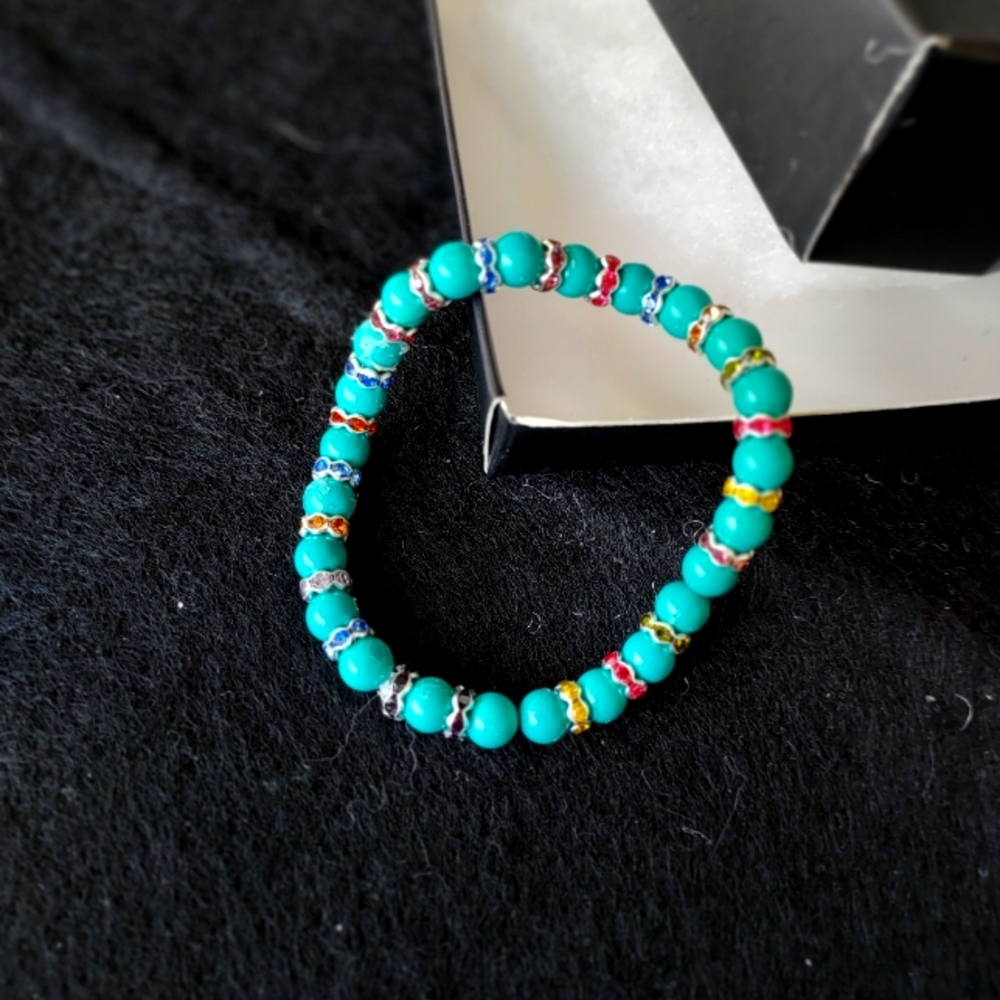 Stretchy Turquoise Bracelet